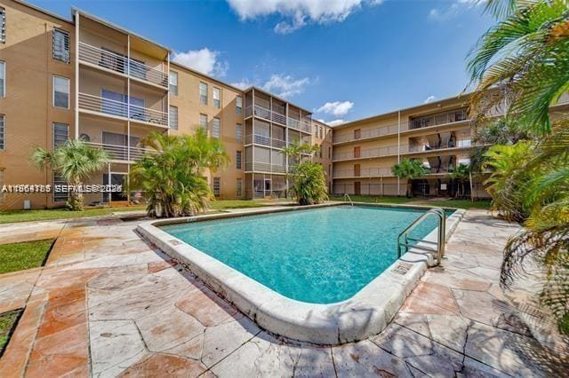 Building Photo - 4848 NW 24th Ct