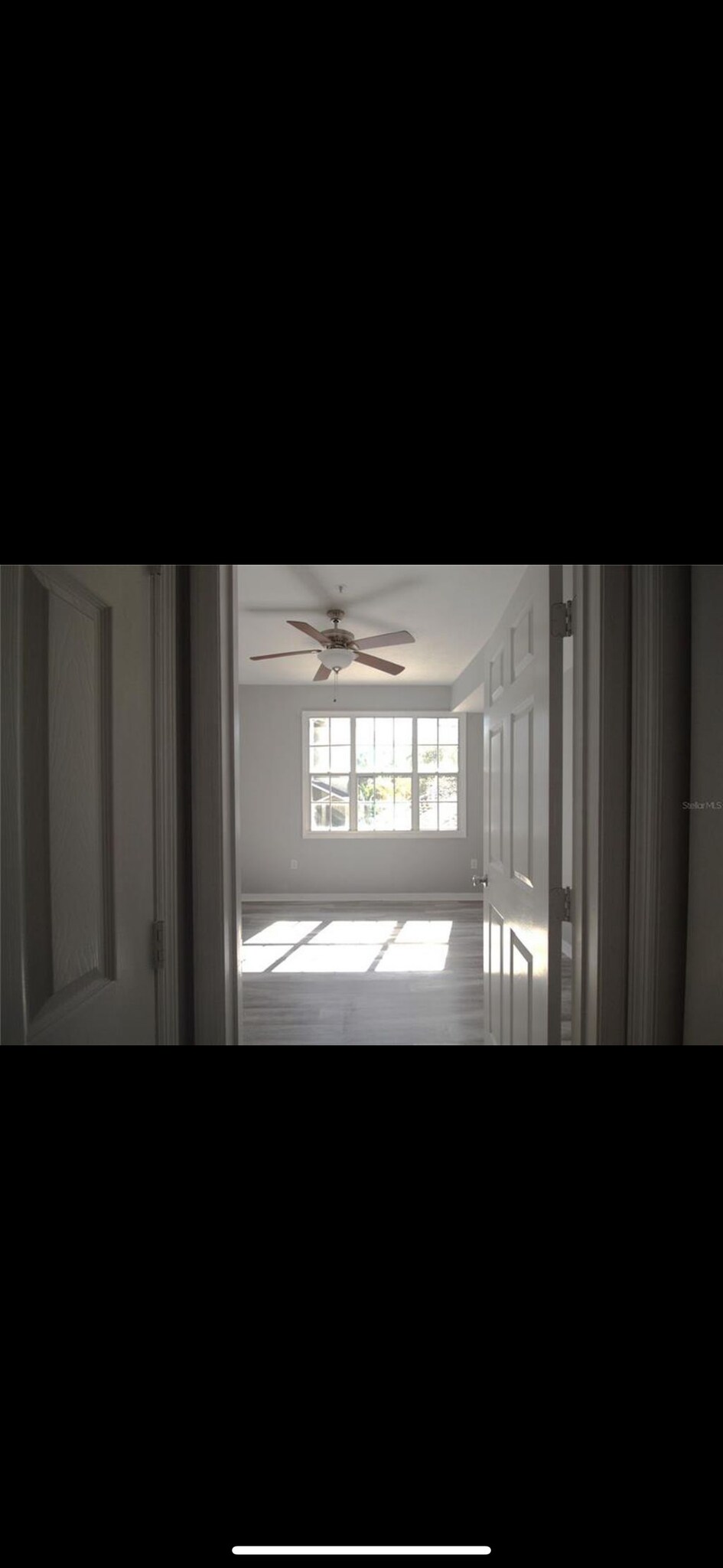 Building Photo - 501 Knights Run Ave