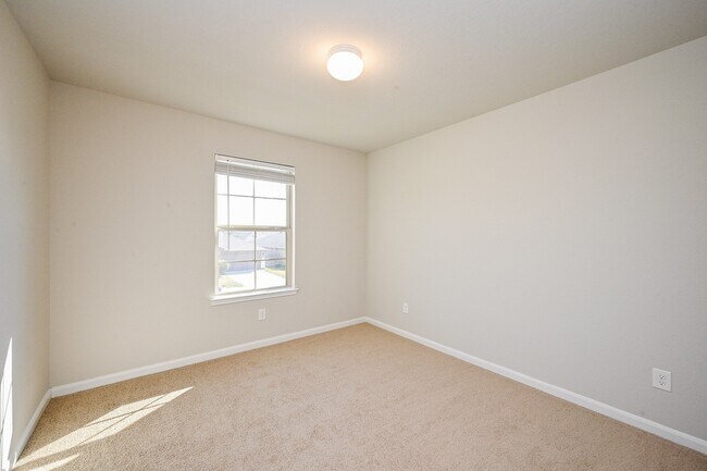 Building Photo - 7534 Flintrock Hollow Trail