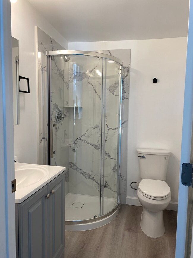 Building Photo - 1711 Bridge Ave