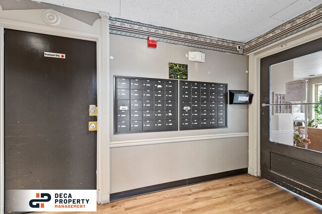 Building Photo - 4020 Lindell Blvd.