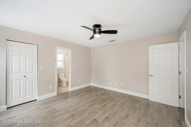 Building Photo - 1474 Lombard St NW