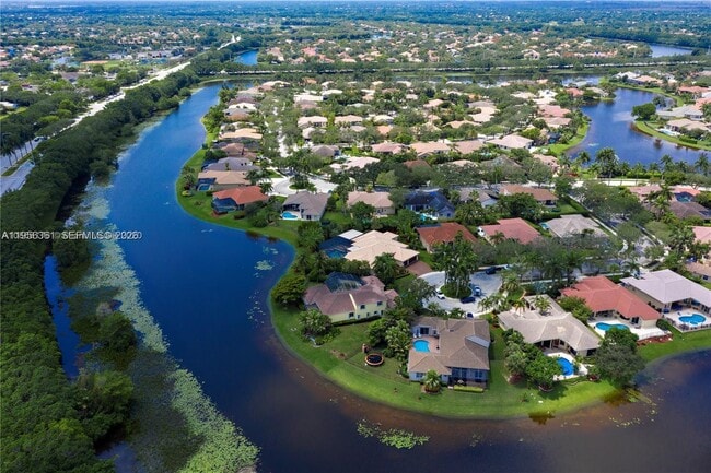 Building Photo - 306 Egret Ln