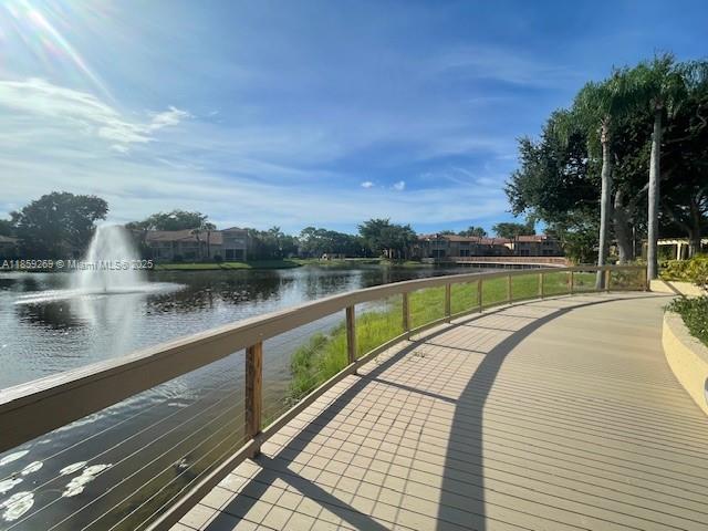 Building Photo - 4815 Via Palm Lakes