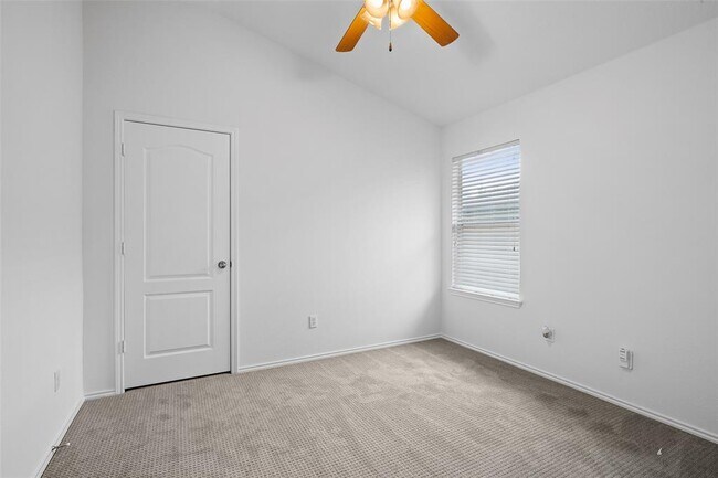 Building Photo - 1809 Bill Baker Dr