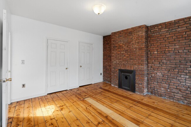 Building Photo - 98 Mercer St