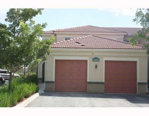 Building Photo - 2556 Centergate Dr