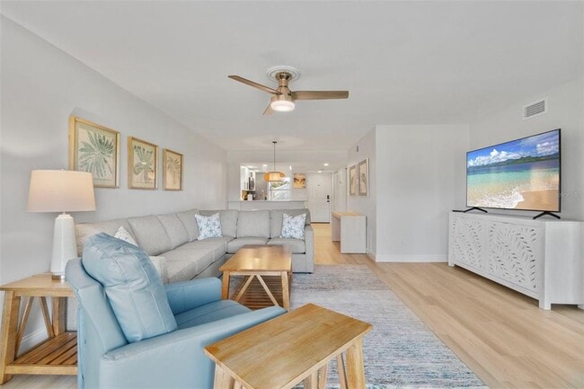 Building Photo - 433 Cerromar Ln