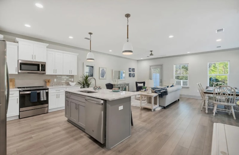 Building Photo - 135 Golden Bell Ct