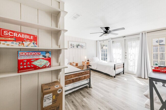 Building Photo - 7326 Winding Star Dr