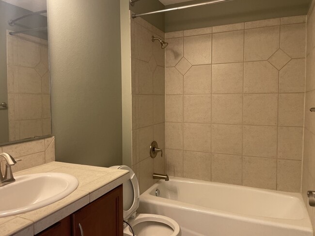 Building Photo - 2424 South 41st Street