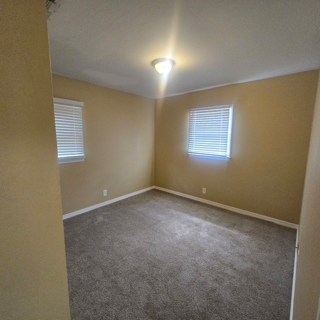 Building Photo - 1300 Best Dr