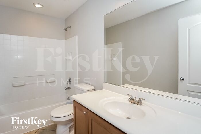 Building Photo - 10618 Gibbous Moon Dr