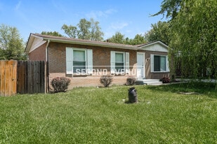 Building Photo - 6111 Trena Trail