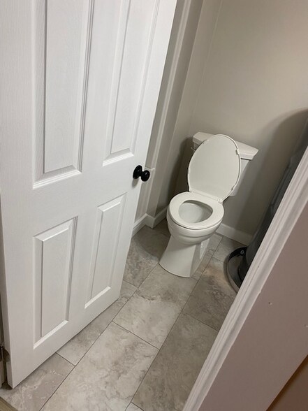 Building Photo - 77 Railroad St