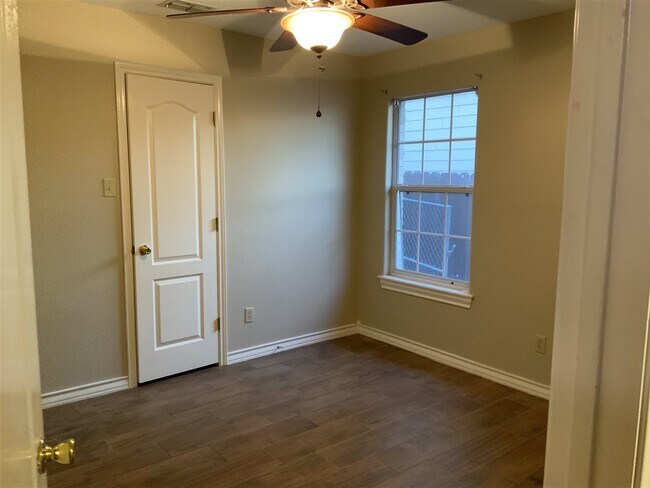 Building Photo - 2630 Comal Loop