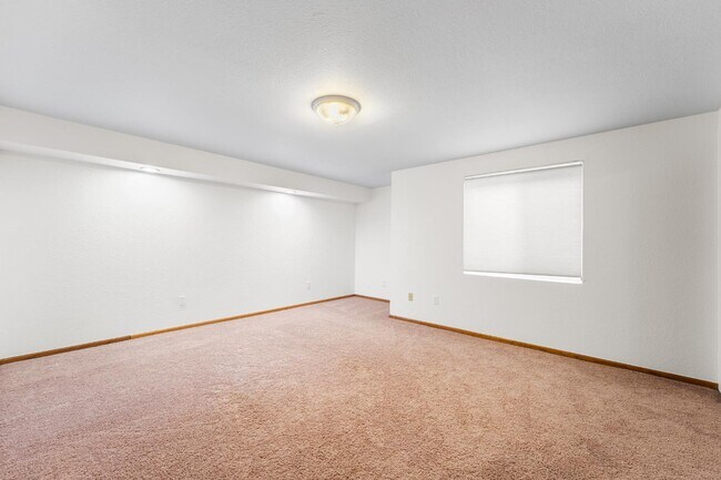 Building Photo - 12540 W 86th Ave