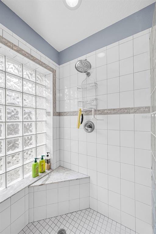 Building Photo - 253 Park Cir S