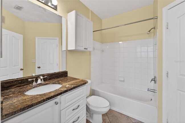 Building Photo - 5611 Legacy Crescent Pl