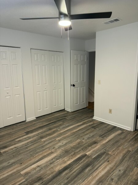 Building Photo - 3801 Crown Point Rd