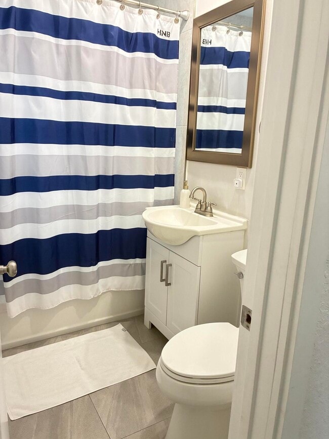 Building Photo - 3412 Spring St