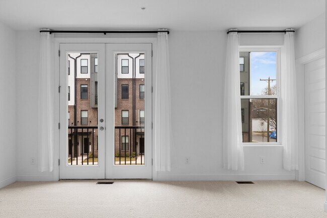 Building Photo - 1206 Coach Sta Aly