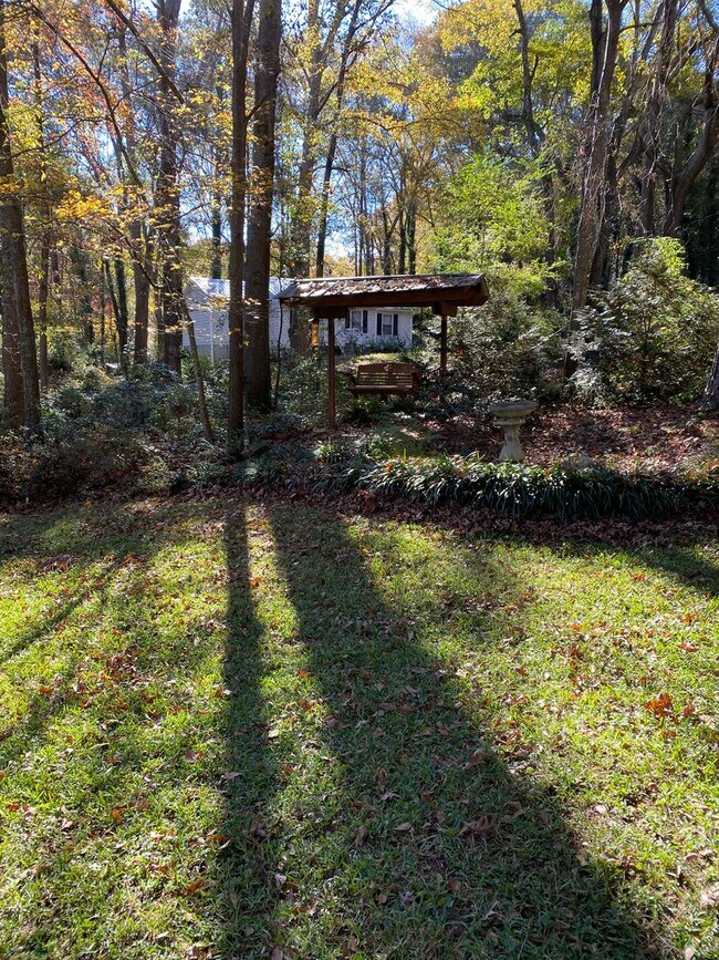 Building Photo - Watkinsville Gem! Cul-de-Sac + Creek Frontage in Cedar Hills - Available Now!