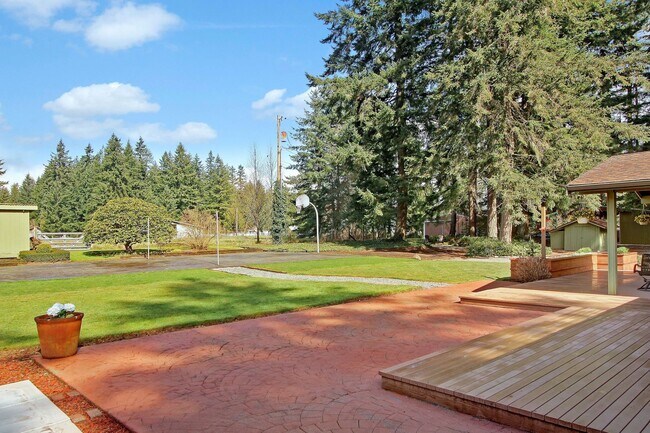 Building Photo - 4411 169th St SE