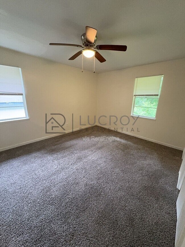 Building Photo - 1513 Maria Dr