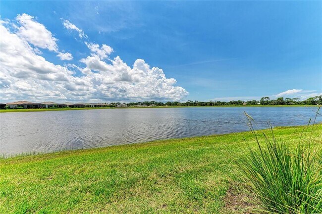Building Photo - 14672 Misty Pond Lp