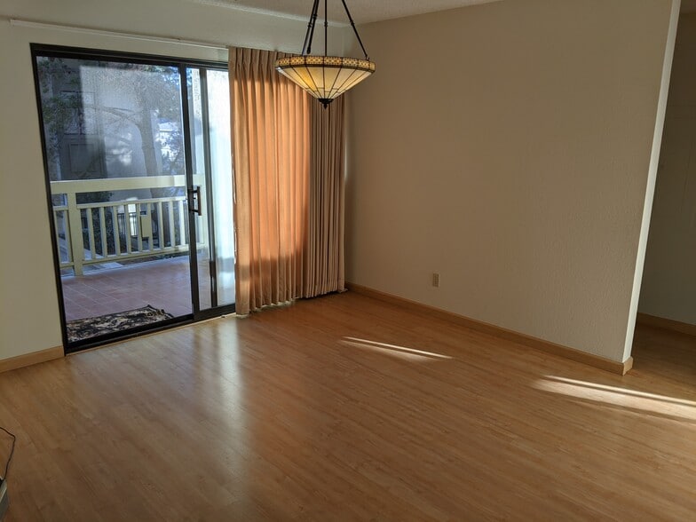 Building Photo - 3715 Terstena Pl