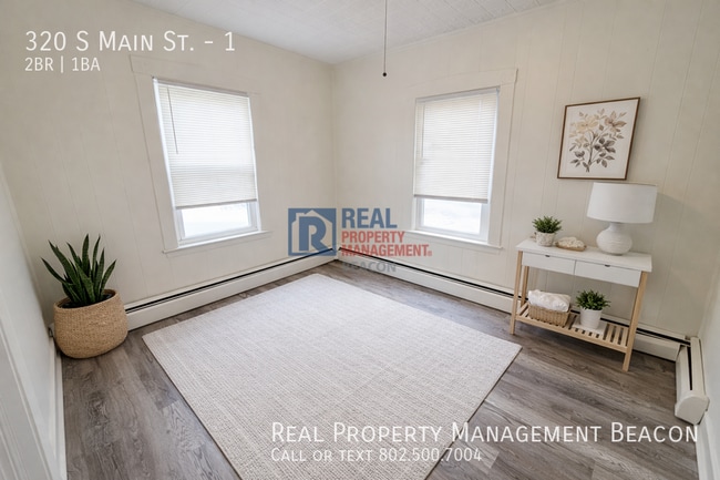 Building Photo - 320 S Main St