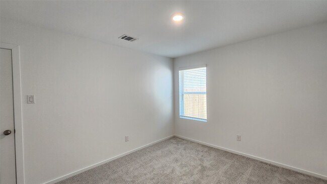 Building Photo - 3045 Dawn Sound Drive