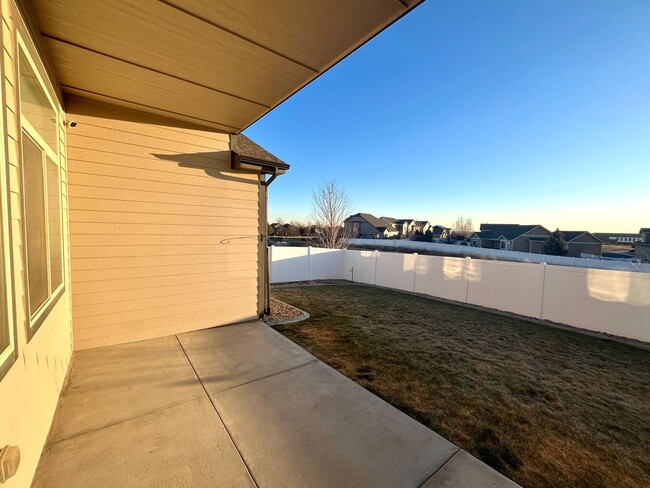 Building Photo - 622 Vermilion Peak Dr