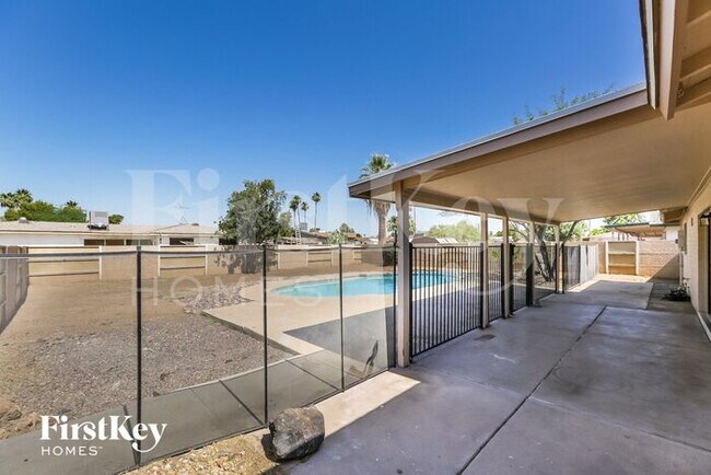 Building Photo - 9608 N 43rd Dr