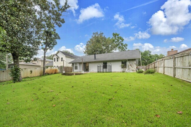 Building Photo - 1237 Rhonda Dr