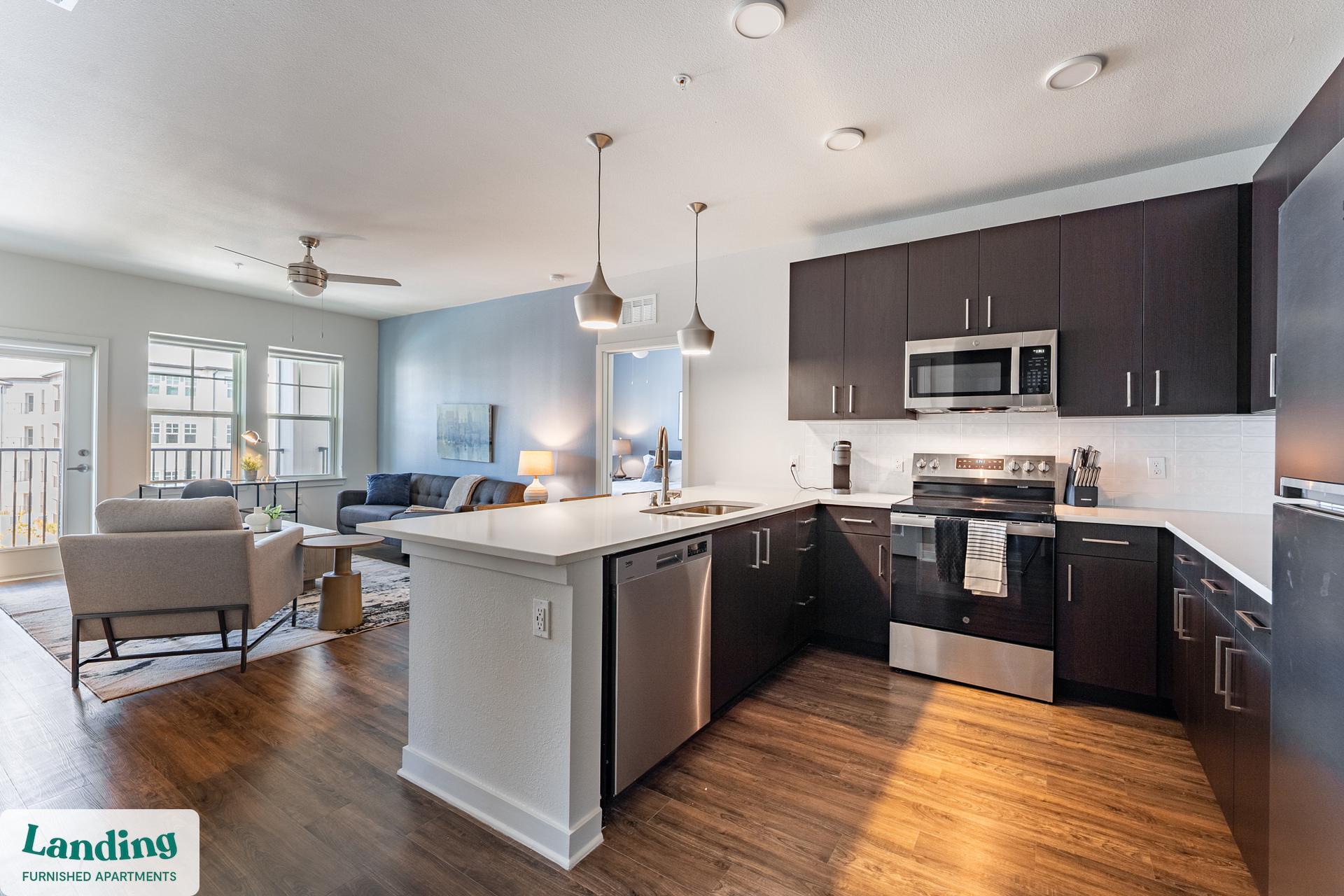 Building Photo - 1225 Utica Dr