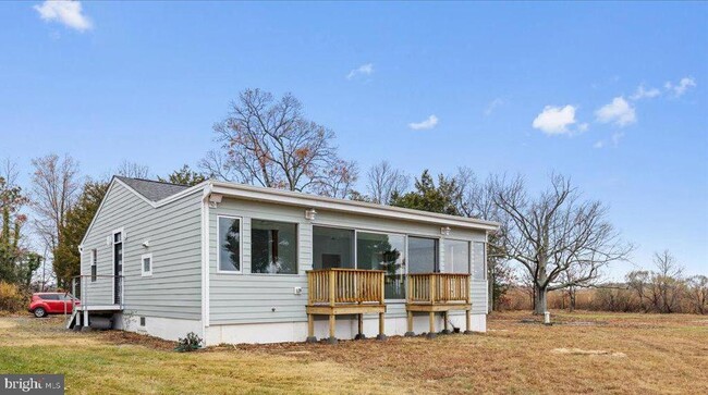 Building Photo - 1345 Ellicott Ave