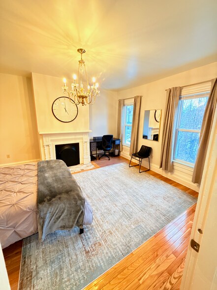 Building Photo - 140 Cohassett St