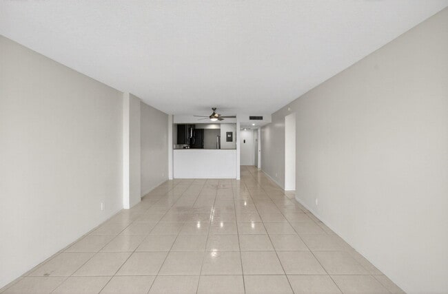 Building Photo - 12 Royal Palm Way