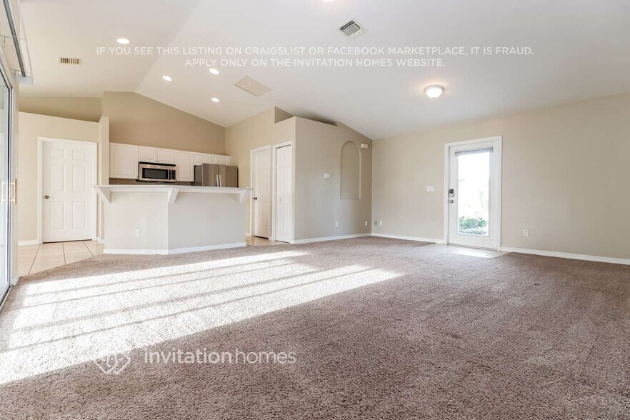 Building Photo - 2604 SW 9th Pl