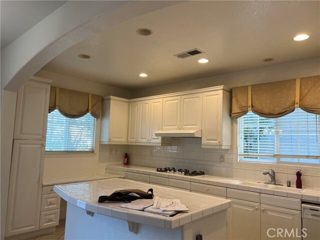 Building Photo - 2889 Plaza del Amo