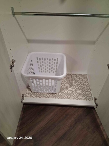 Hamper + laundry soap provided for in-bldg laundry - 818 12th St