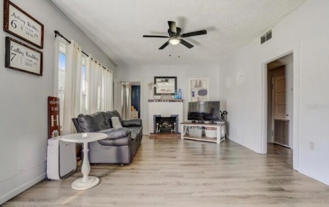 Building Photo - 507 North Dr