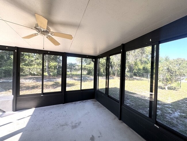 Building Photo - 1648 Dunlap Dr