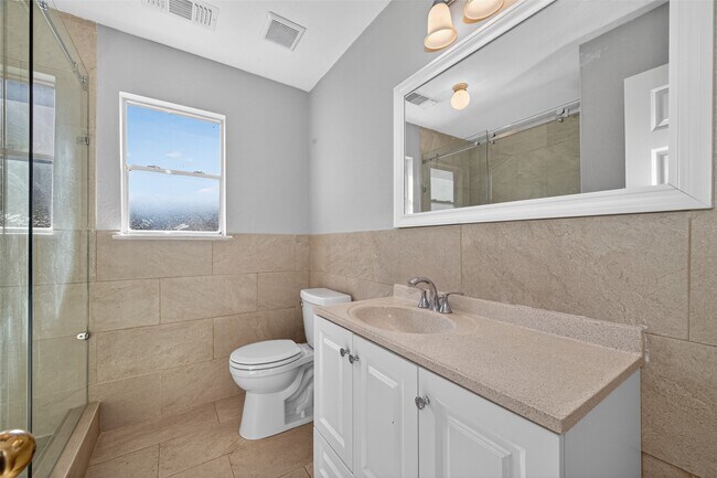 Building Photo - 17106 Pecan Acres Dr