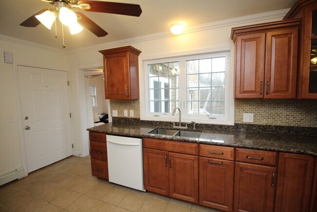 Building Photo - 218 Thurber Ave
