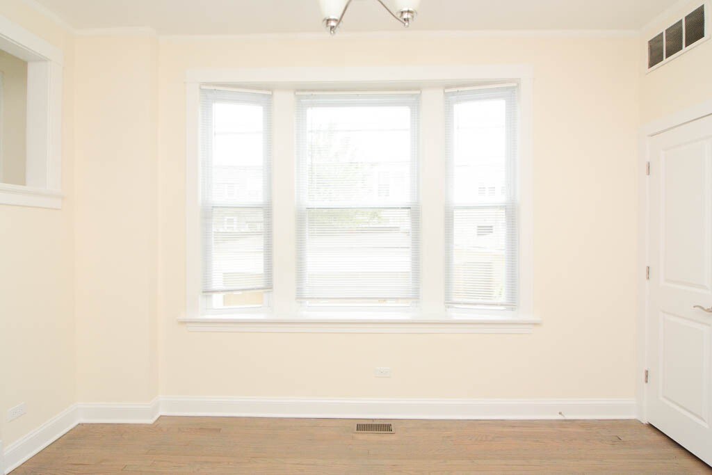 Building Photo - 2814 N Troy St