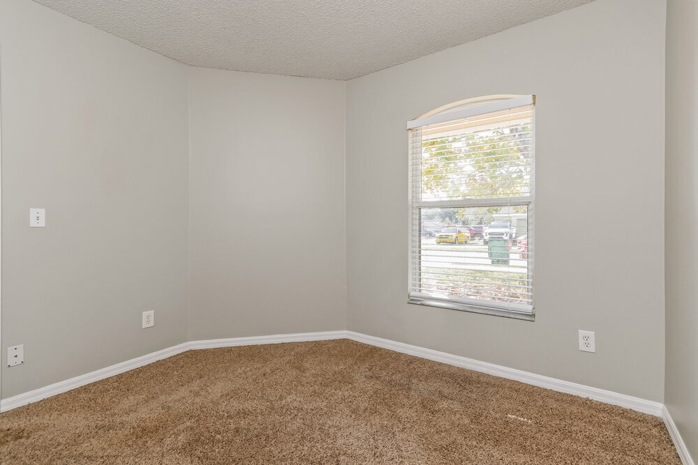 Building Photo - 1317 S Park Ave