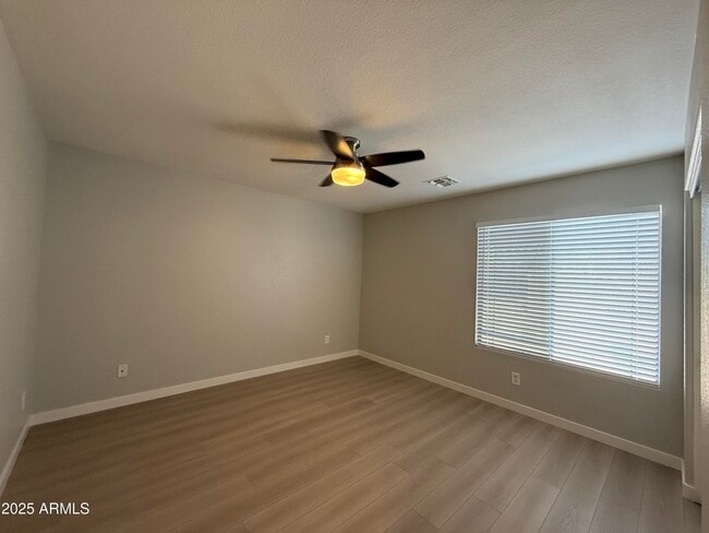 Building Photo - 14506 N 129th Ave